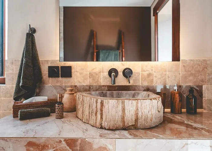Villa Nuni A Refined, Earthy Retreat In Uluwatu (Bali)